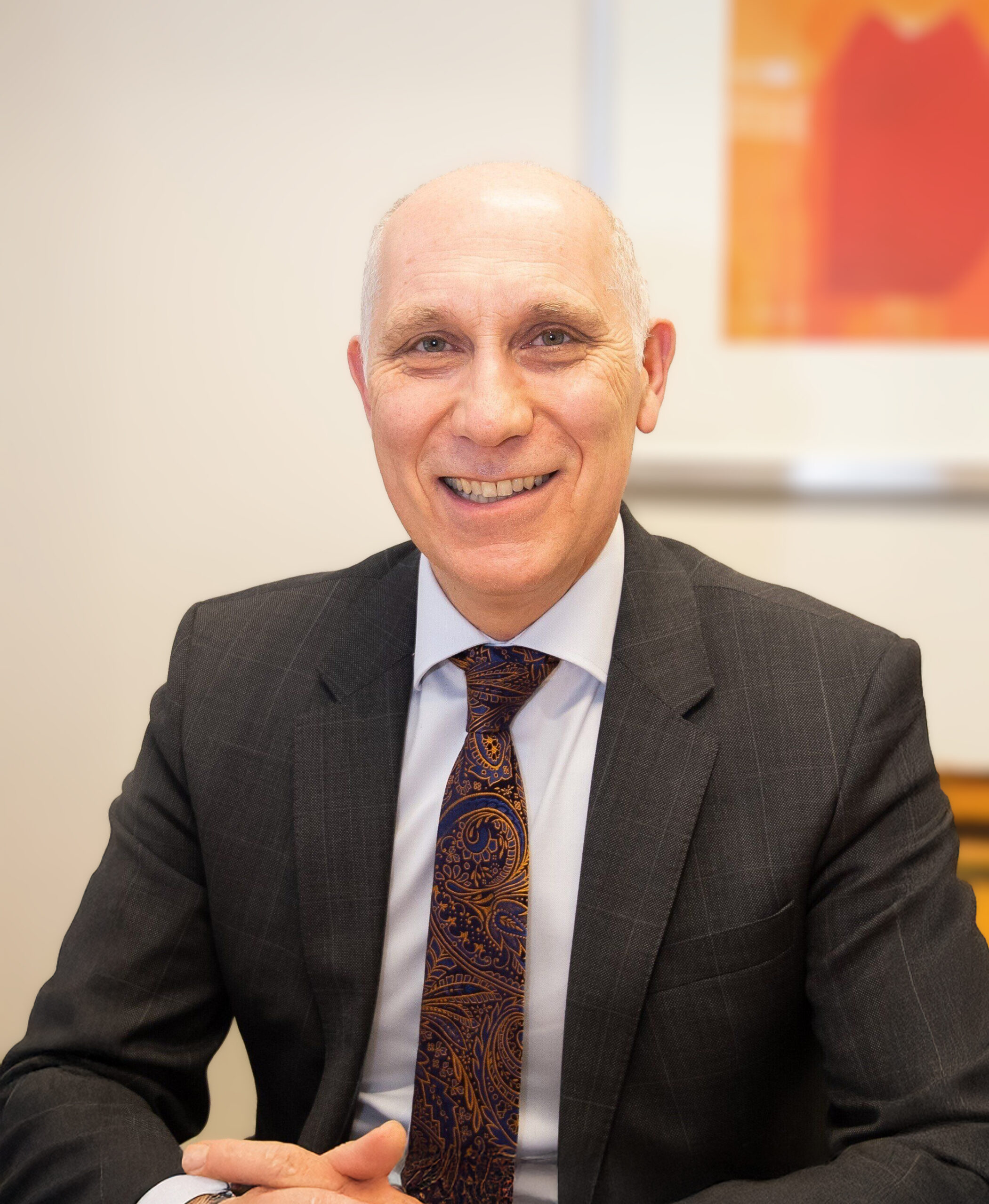 Photo of Dr Enzo De Angelis
